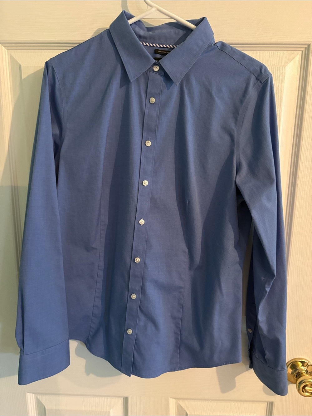 Talbots Women button drown shirt. No iron. French blue